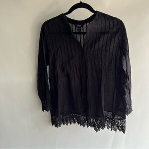 Intro. Casual Elegance Blouse Black Eyelet Sz Petite Lg PL EUC Button Up